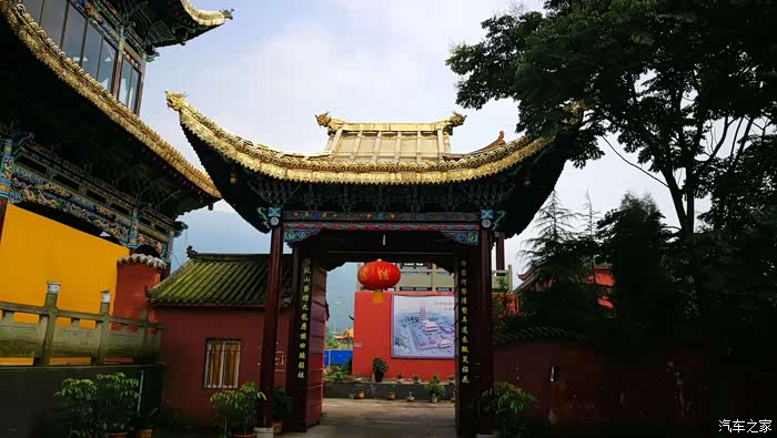 四川长安suv联盟大气磅礴小三的九龙寺之旅