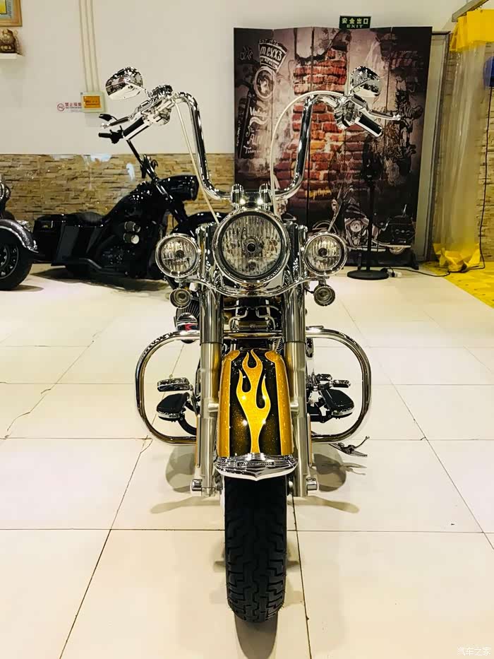 2016款 大贸豪雅 爆改匪帮 欣赏