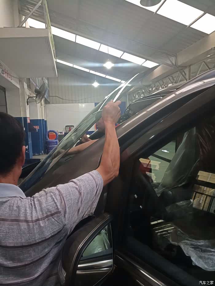 【图】v260l前风挡玻璃更换杂记_奔驰v级论坛_汽车之家论坛
