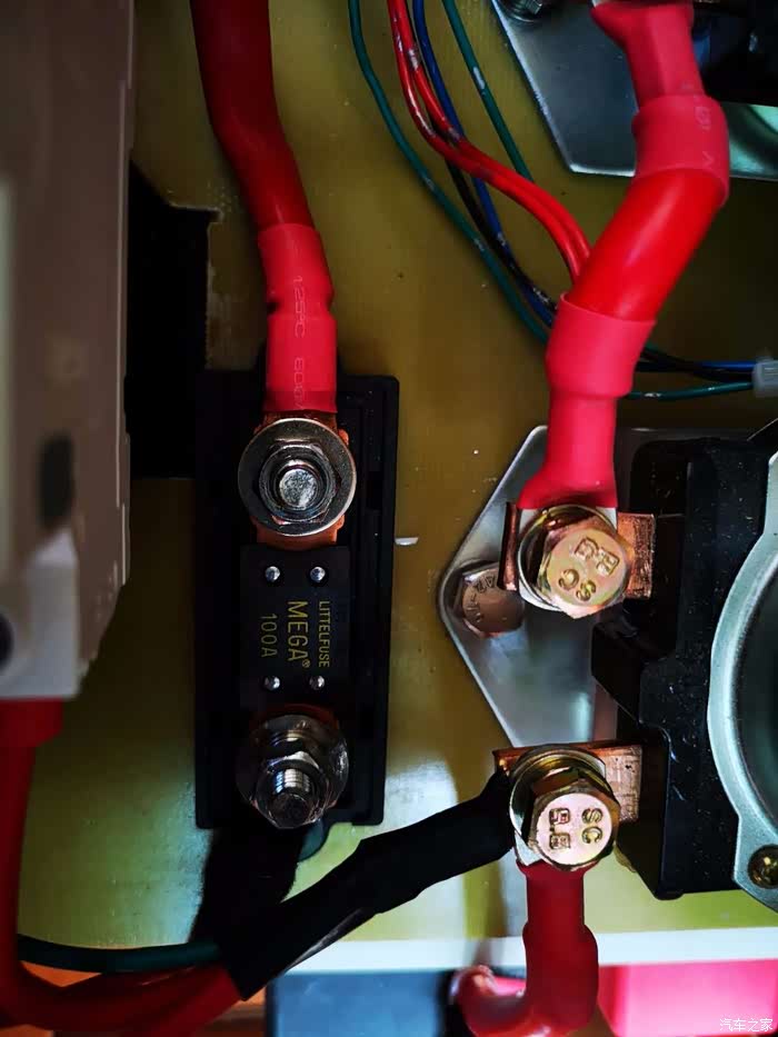 保险丝没烧断但是没电求教