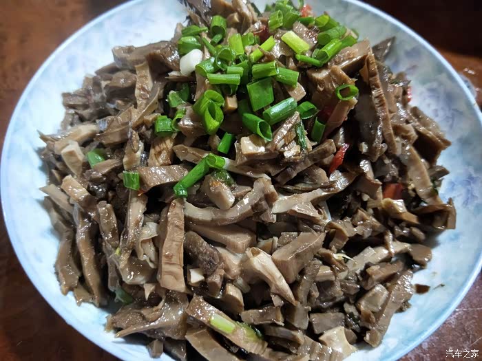 黑笋,也是当地的特色