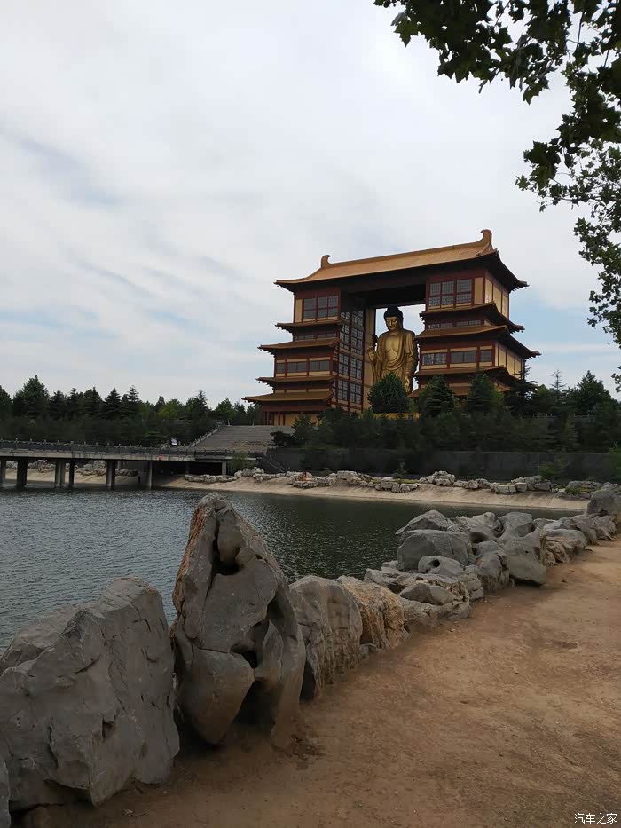 济南帝豪gs车友会危山景区自驾游元音寺拜大佛