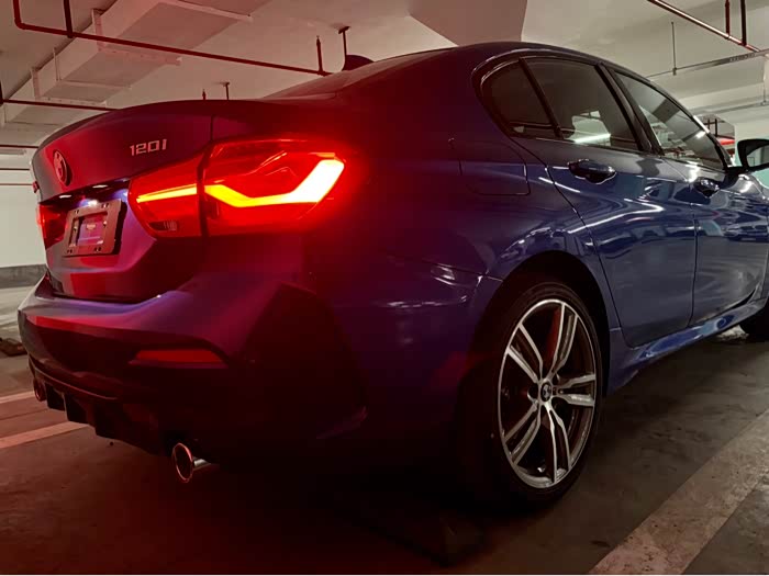 【图】1系尾灯白天怎么常亮_宝马1系论坛_汽车之家论坛