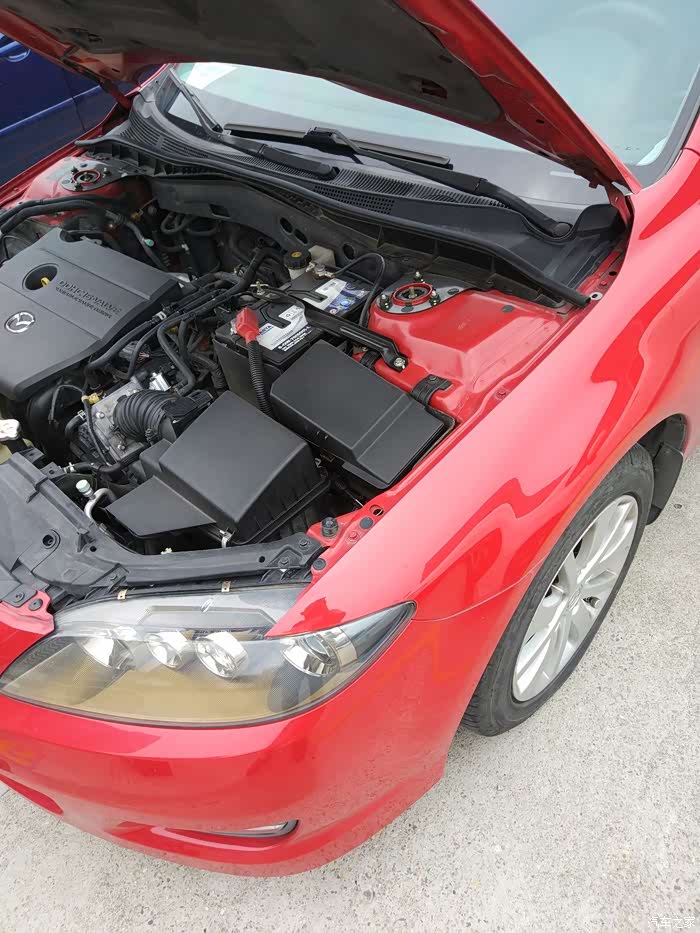 马自达6更换电瓶记