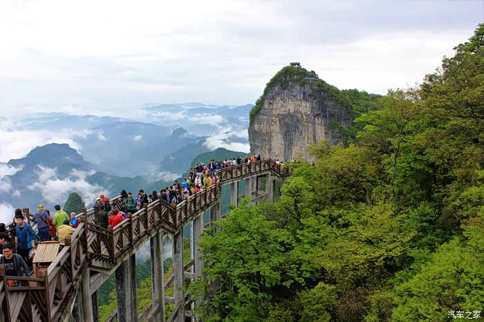 空中走廊游览时间大约25分钟就足够走完全程