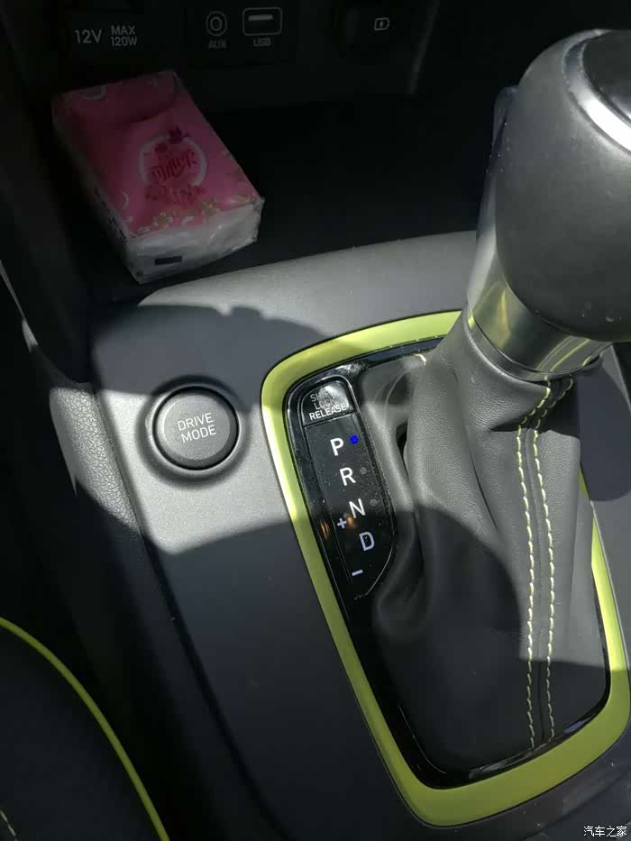 驾驶模式切换按键:drive mode