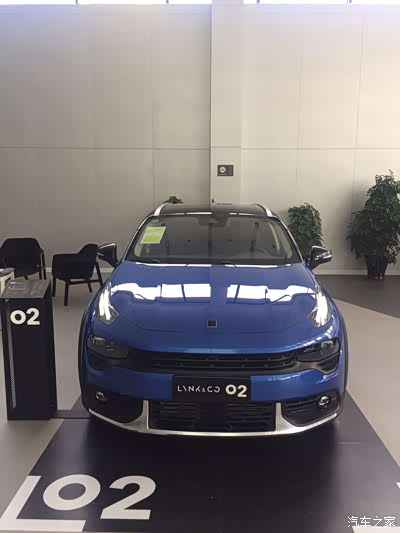 你有你的保时捷,我有我的领克01,虽然不贵,但是很给力,安排!