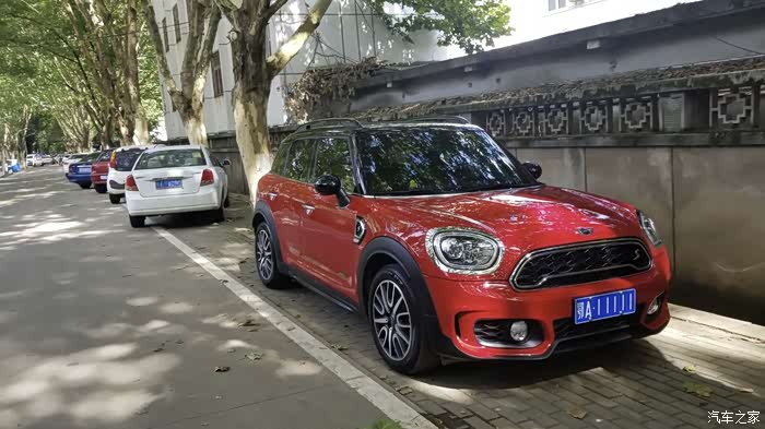 好开的大mini乡下人coopers赛车控