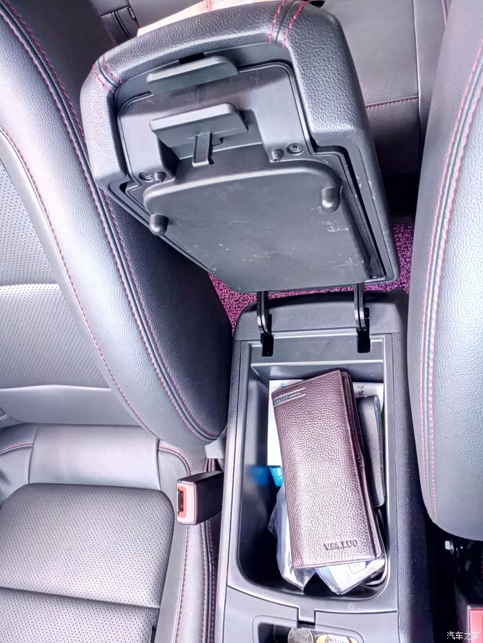 【图】【无锡cs75车友会】介绍大75的双层扶手箱_长安cs75论坛_汽车之