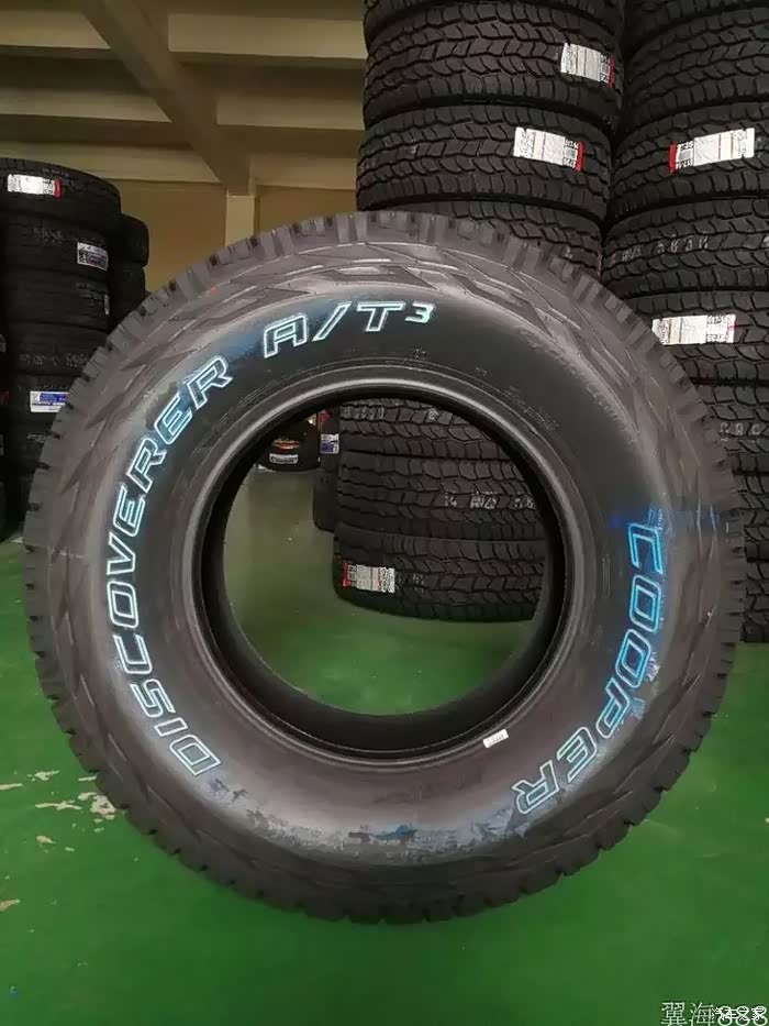 撼路者能换宽一点的轮胎吗