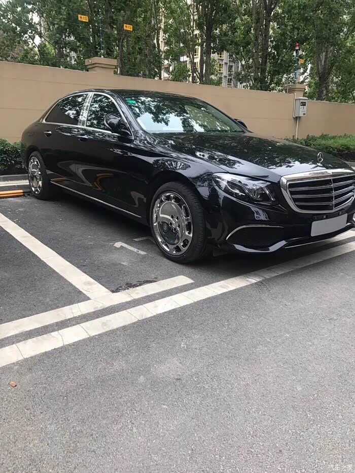 奔驰e换迈巴赫轮毂效果怎么样