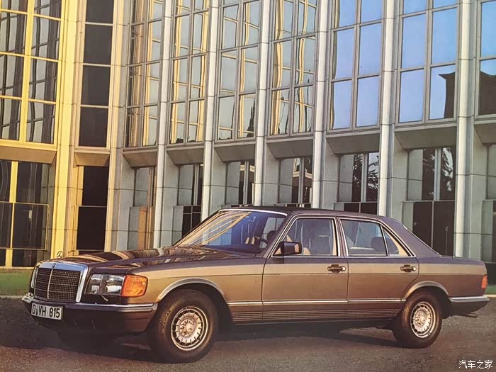 从一张内饰图对比80年代中期皇冠s120系和奔驰w126s级