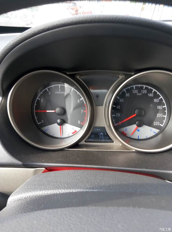 吉利gx7油耗(吉利gx7油耗高排气管冒黑烟)