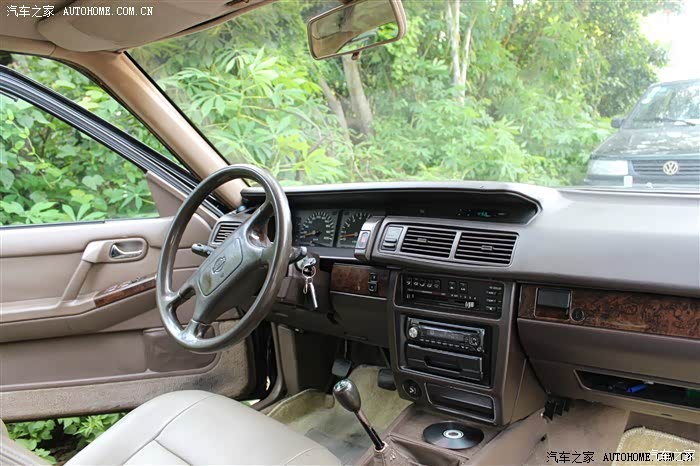 今天下雨,改尼桑公爵王座椅