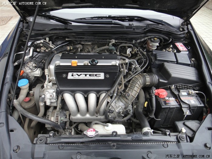 经典之美-7代雅阁 更换空气滤清器作业套图