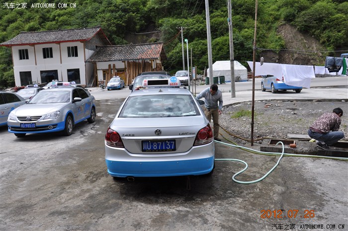 若尔盖旅游：探寻高原秘境之美