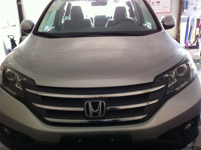 1204 | 回复: 13 本田cr-v论坛 麻烦问一下12款crv有没有雪花银色的?