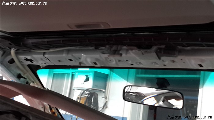 车顶异响拆顶棚