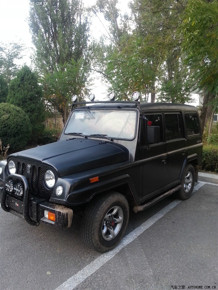 给我的大玩具北京吉普2033喷底盘装甲,上图了