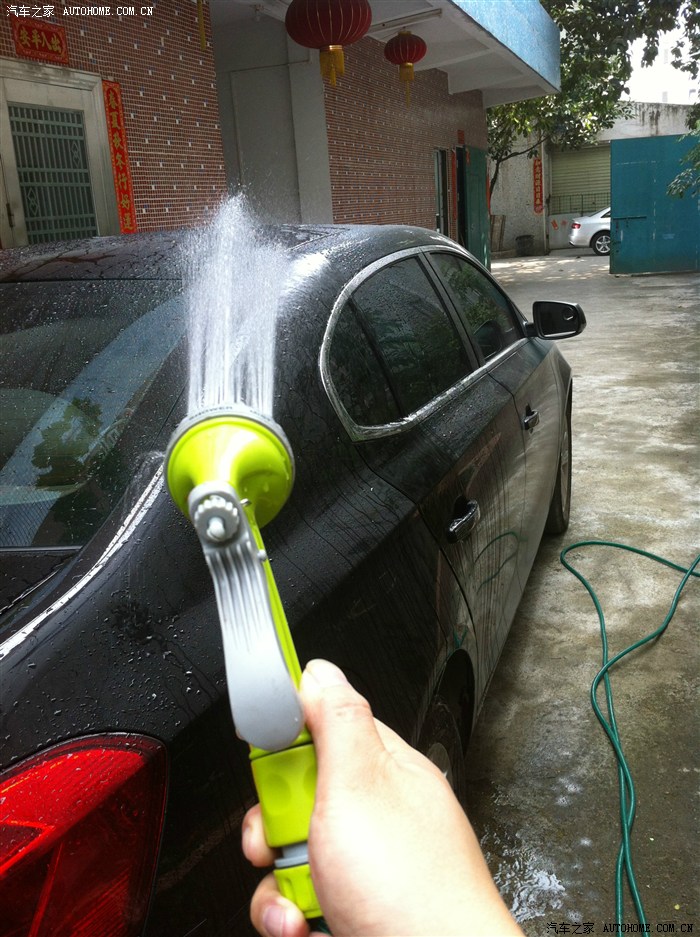 自己动手身体好健康洗车乐趣多
