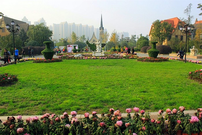 不买门票游览投资10亿的漂亮公园【秋天走进开放式的南湖风景区】