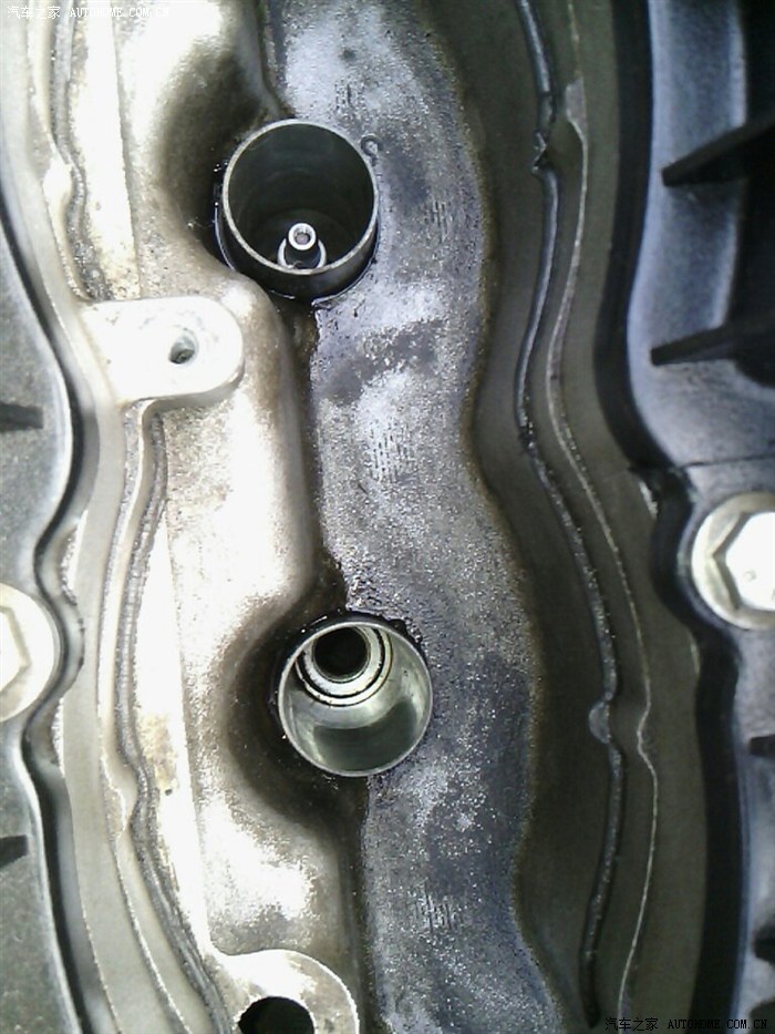 老爱丽舍换火花塞怎么是这样的?