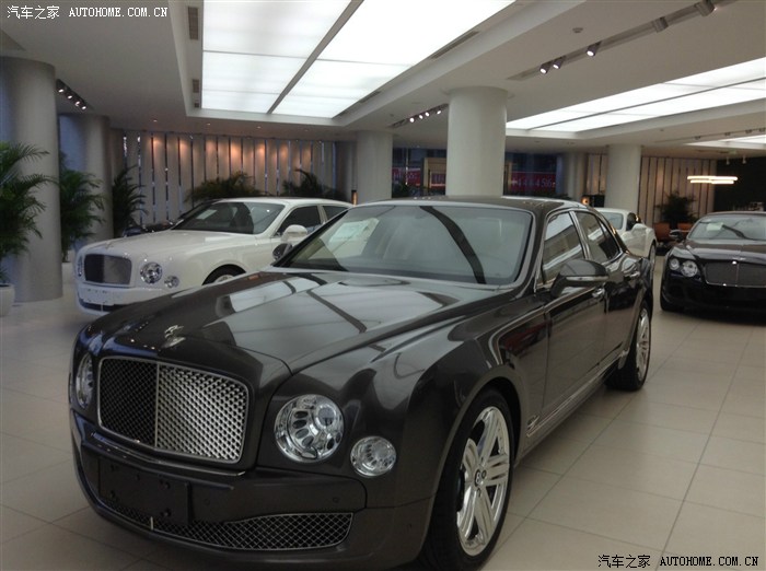 北京豪车展示店一瞥