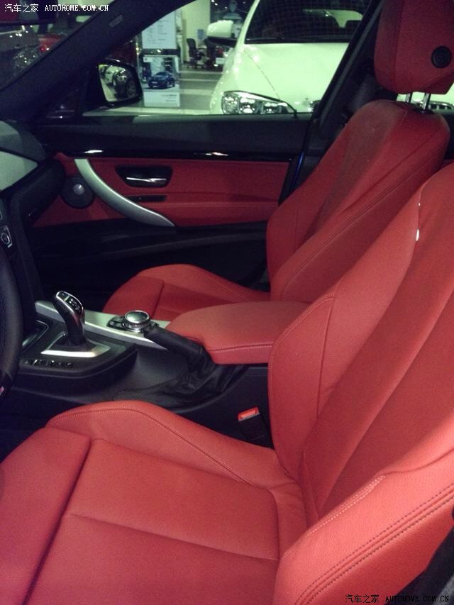 分亨国外埃斯托蓝红内3gt