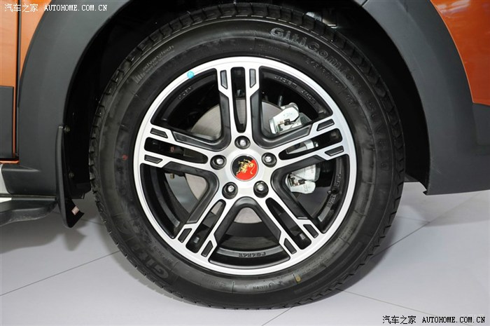 风行景逸x5 1.6l和1.8t哪款车好点?