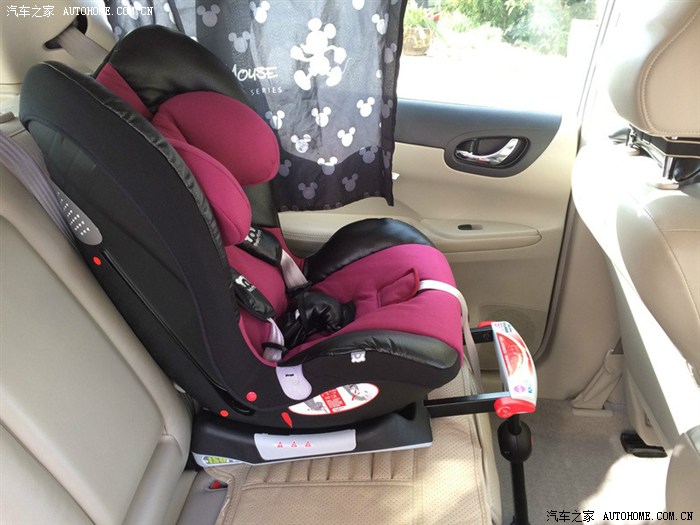 新骐达自己安装isofix 儿童座椅接口