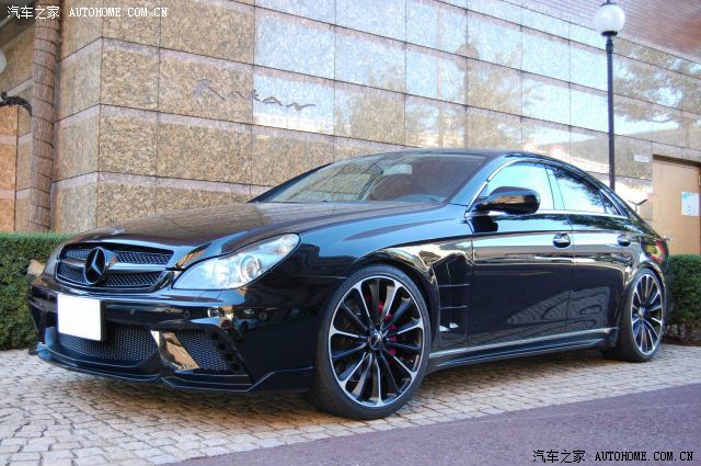 经典的w219紧跟潮流改装角度欣赏你的美