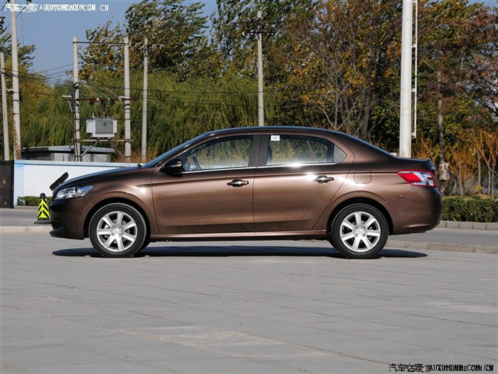 我怎么看着301和宝骏这么相像呢