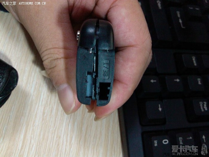 【图】ix35遥控钥匙换电池的方法_北京现代ix35论坛_汽车之家论坛