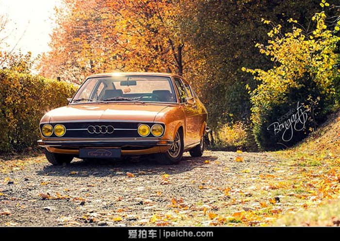 奥迪100coupes浓浓的复古情怀摄影