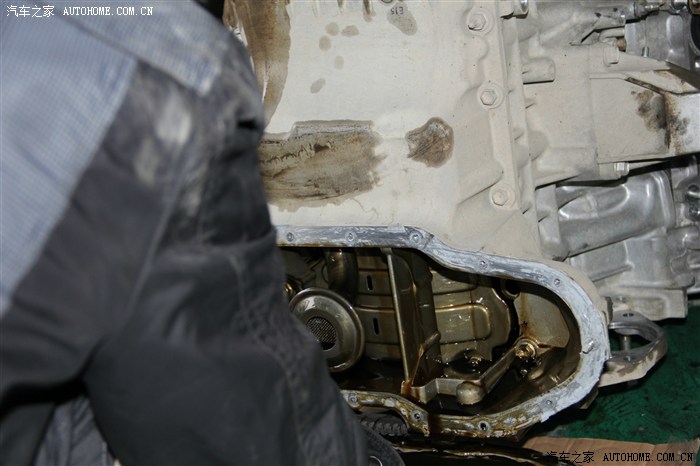 机油消耗达到1000公里/0.3l了,12代皇冠发动机大修记,已完工!