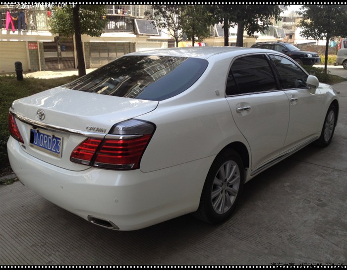 一分钱一分货~~13款皇冠~(白外黑内必须滴!