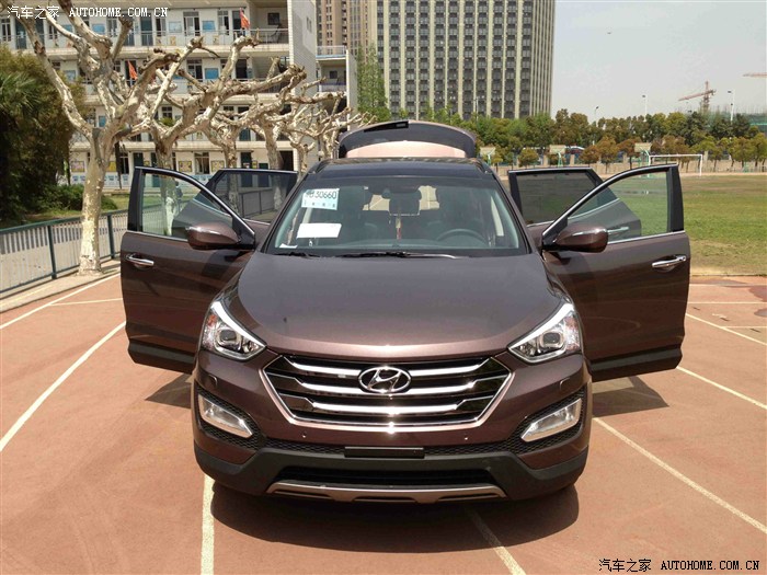 全新胜达(国产)你最喜欢神马颜色?