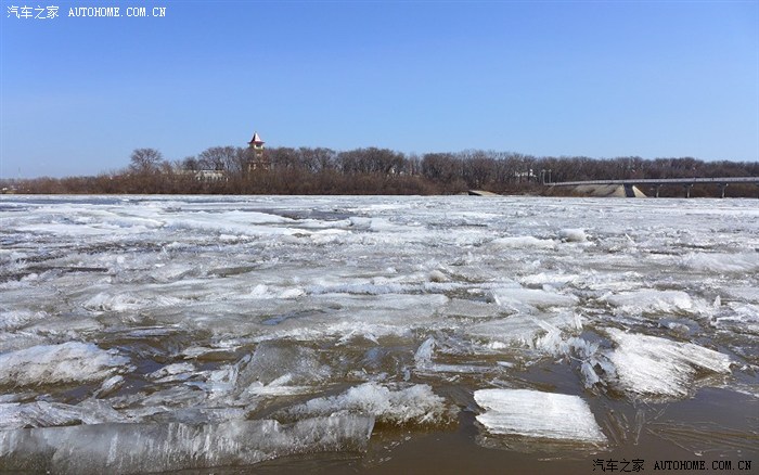 冰封的黑龙江开江了