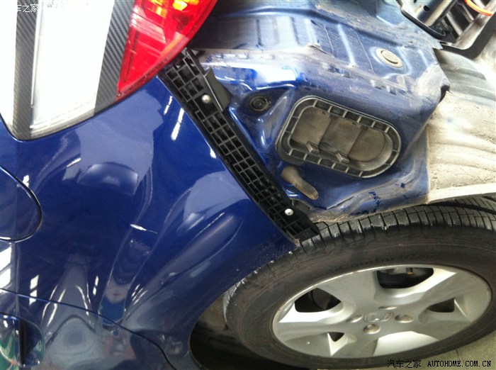被爆菊之后的修复照,08款飞度换新款后保险杠