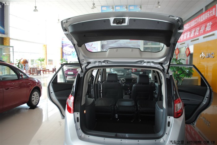 参与新和悦rs实拍试驾青岛江淮4s近距离体验试驾新和悦rs