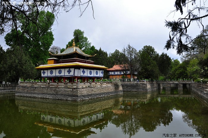 西藏,新疆---25天的"西游记"(补充几段烂路视频)      湖心宫和龙王宫