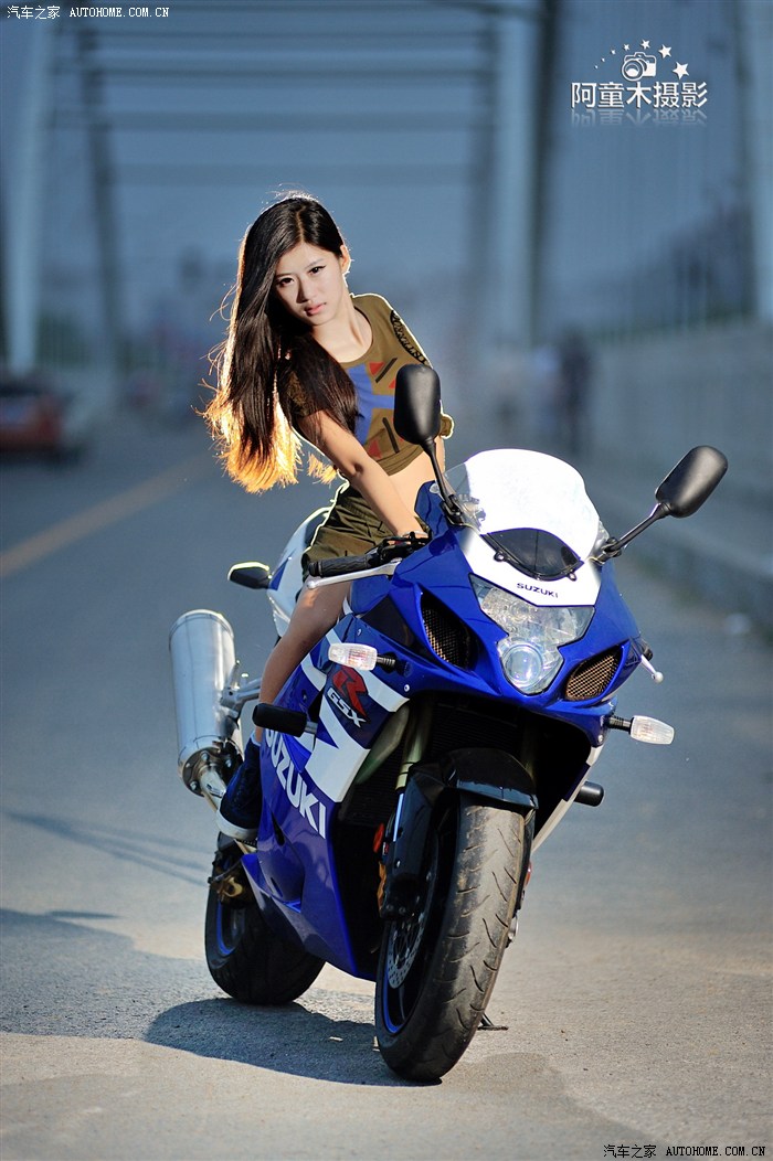 人形摩托车女图片图片