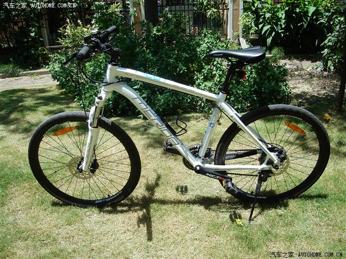 发现此神坛,晒一晒本人坐骑,美利达领航者300