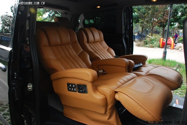 【图】奔驰贵宾内饰改装作业 你值得拥有_奔驰glk级论坛_汽车之家论坛