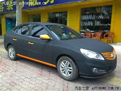 悦动全车闪点磨砂黑,闪亮登场