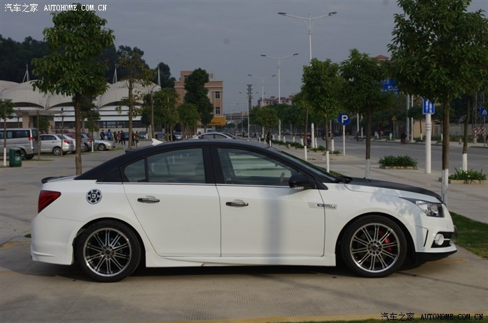 【图】有人贴过这样的黑顶么?求高人指点_科鲁兹论坛_汽车之家论坛