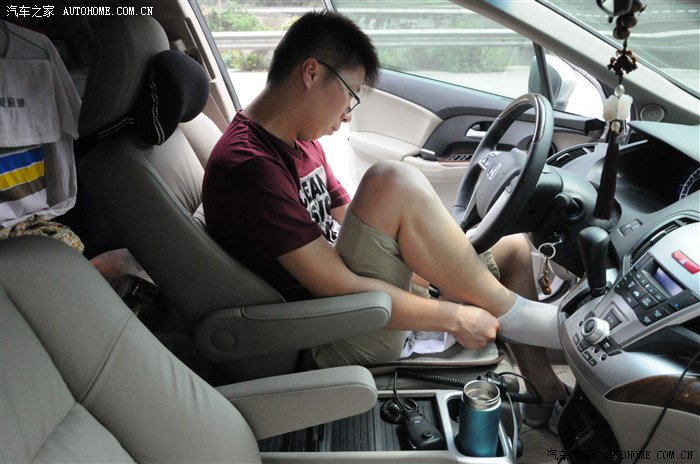 暴雨暴雪冰雹泥石流沙尘暴也阻挡不了奥德赛进藏的心