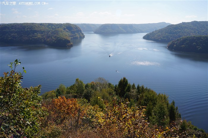 【凌风游记】 秀美白山湖 多姿红石砬