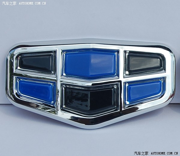 帝豪的车标能不能改改啊!