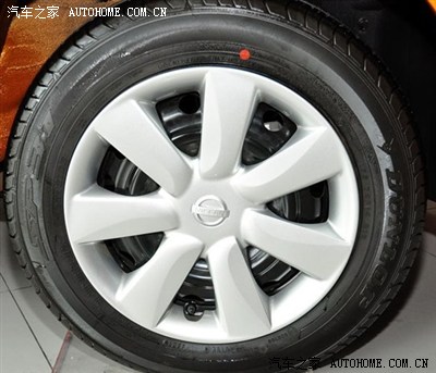 【郁闷】今天试着拆了轮毂盖,居然拆不动